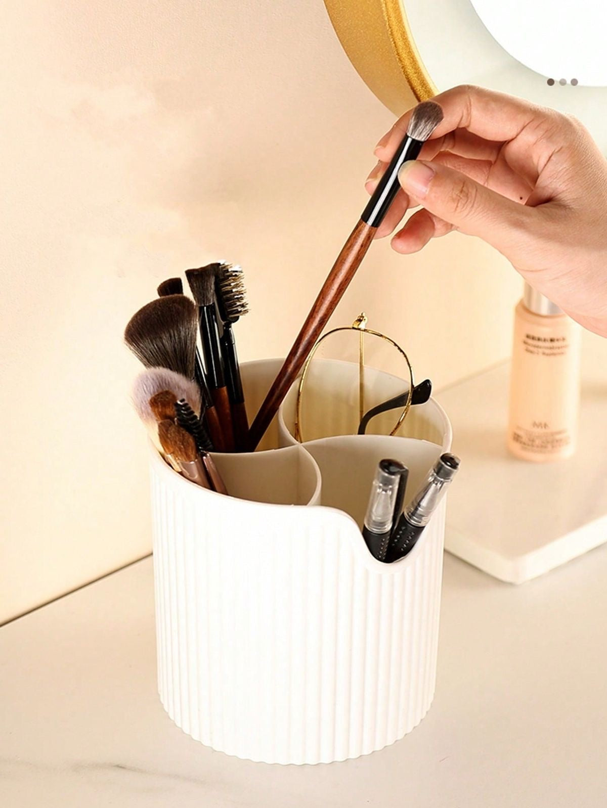 Brush Holder (White)